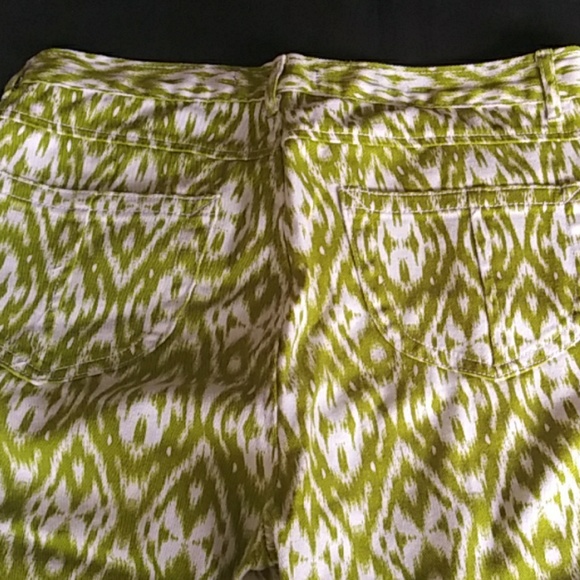 Jeans - Picture 2 of 4